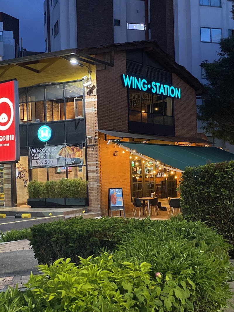 Wing Station Colina