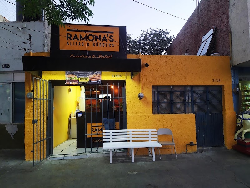 Ramona’s alitas & burgers