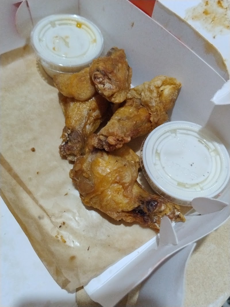 It’s Just Wings Plaza Mayor