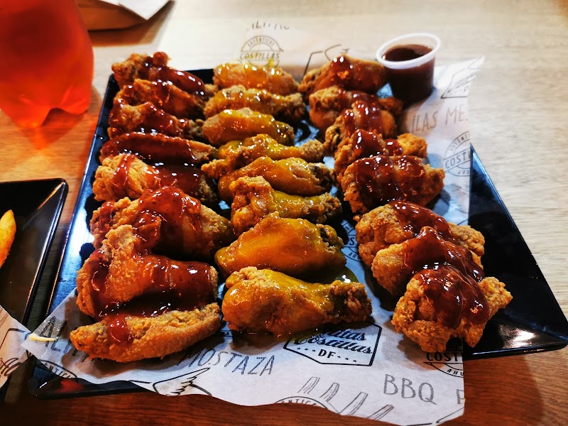 Alitas y costillas DF