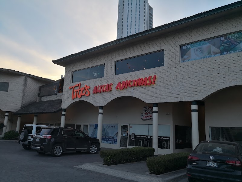 Tito's Alitas Adictivas - Valle
