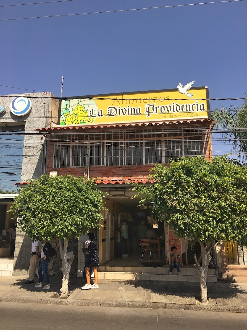 Almuerzos La Divina Providencia
