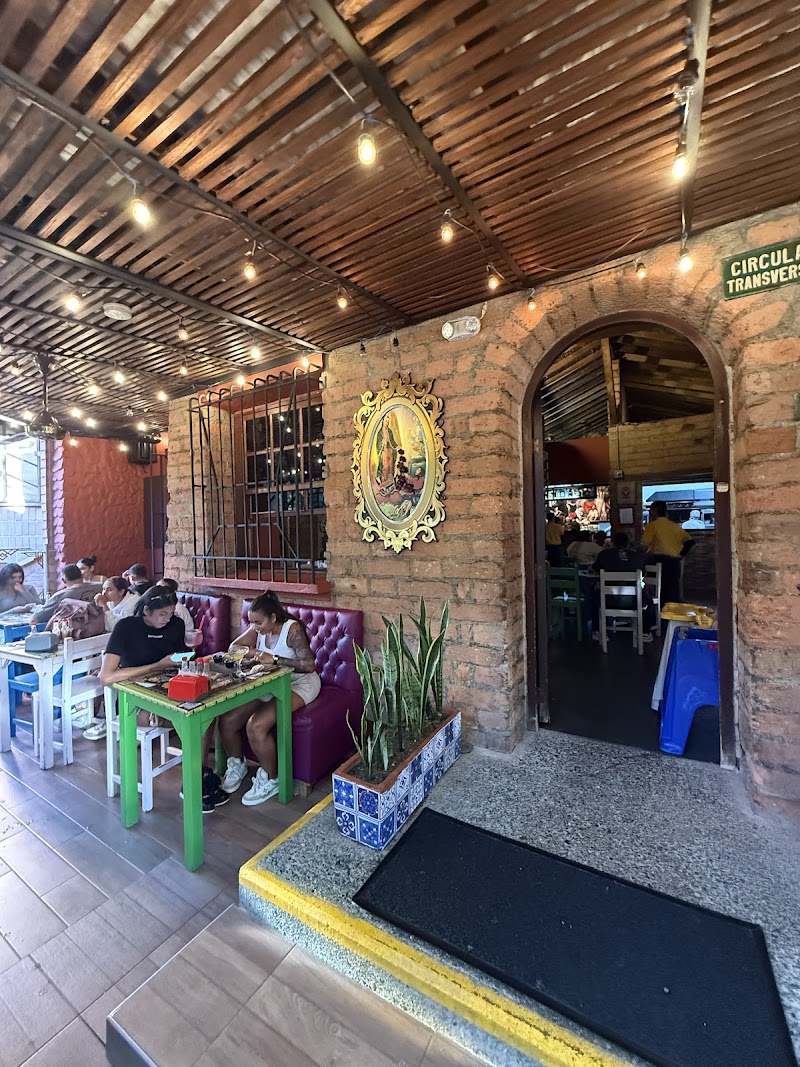 Guadalupe Mexican Grill & Bar Laureles
