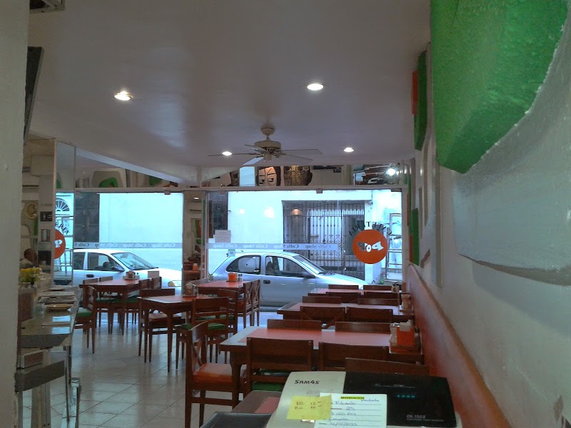 Cafetería Pop y Restaurante Pórtico del Peregrino