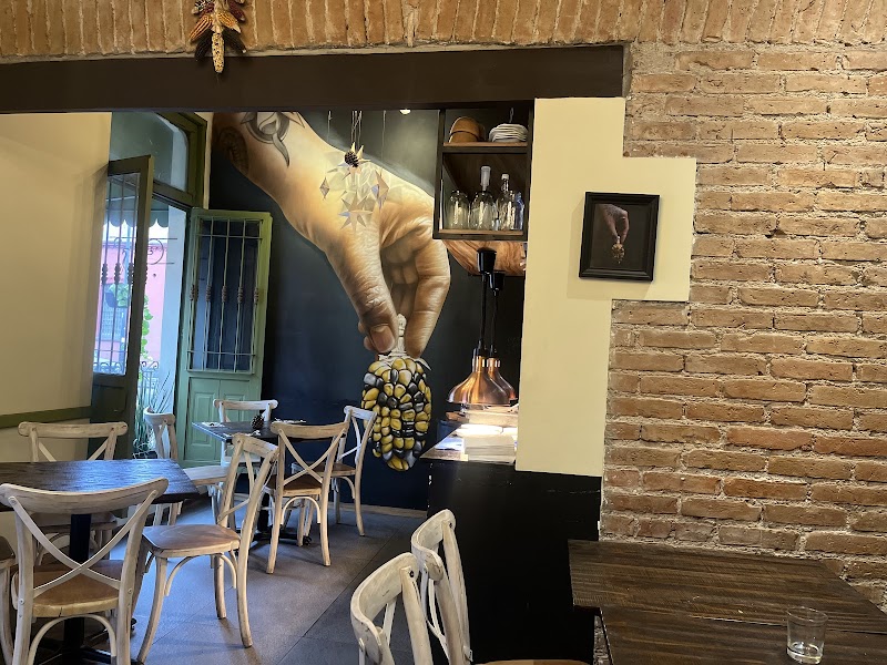 NUNI Restaurant