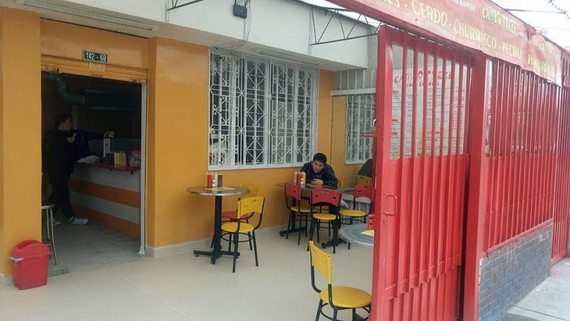 Campo Trece Comida Rápida