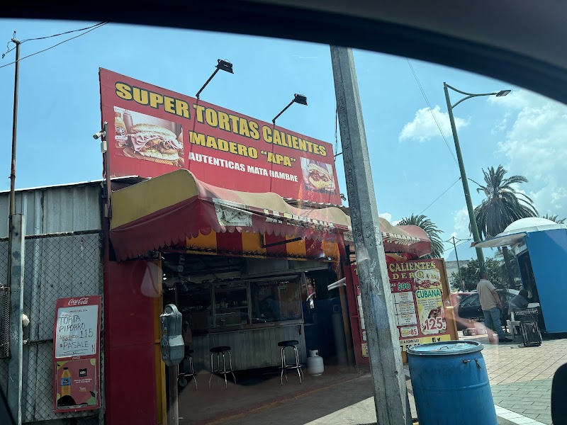 Super Tortas Calientes Madero