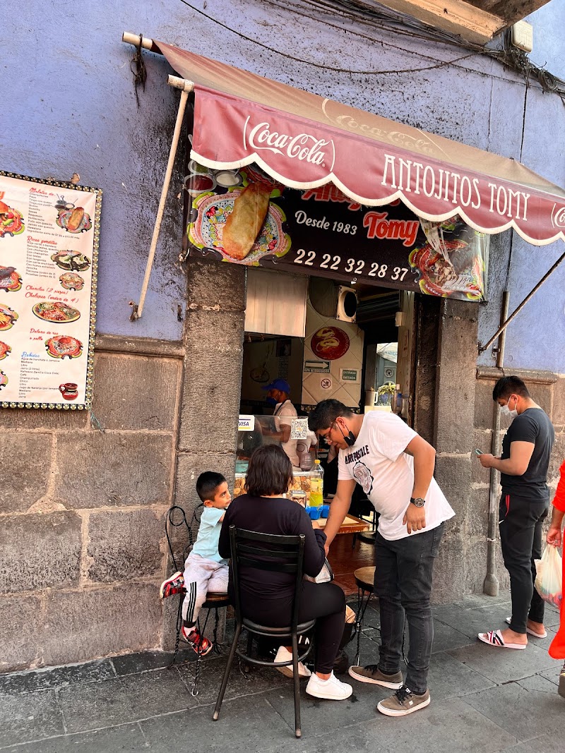 Antojitos Tomy “De la esquina”