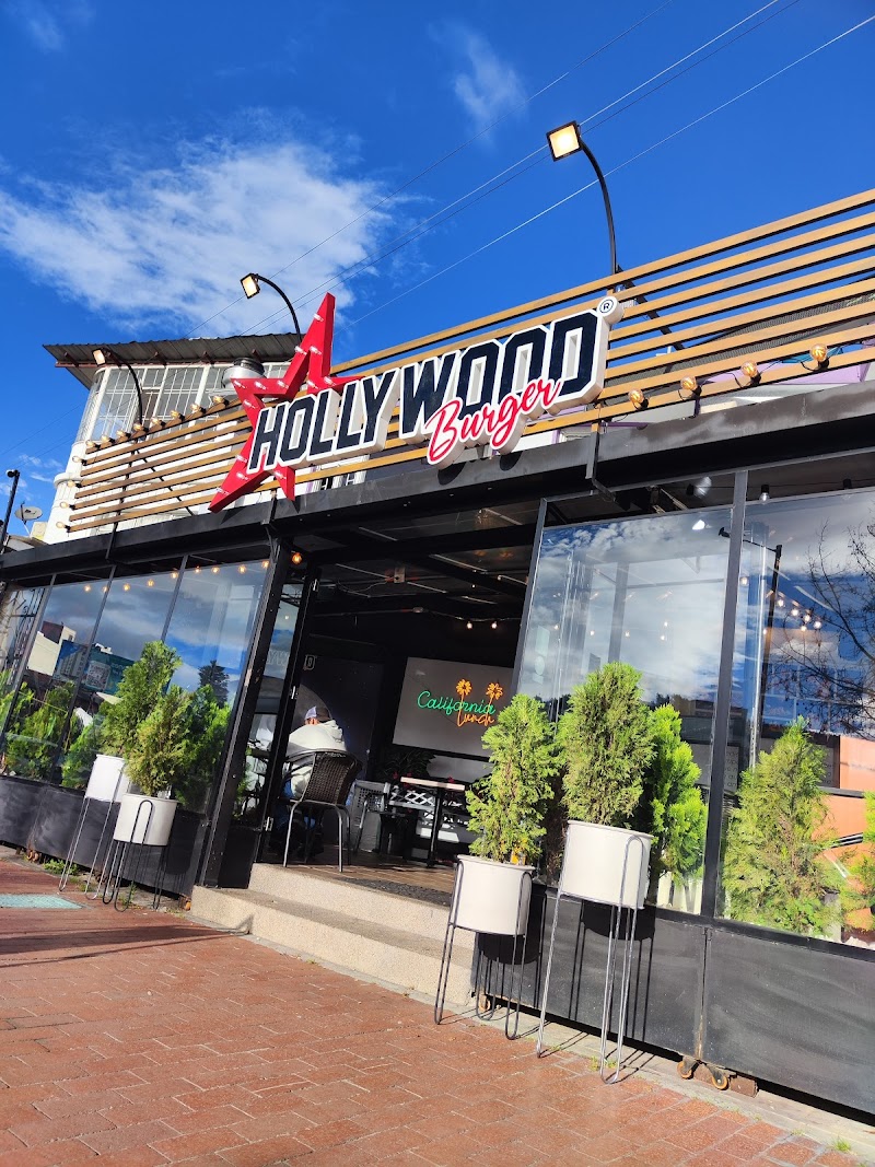 HOLLYWOOD Burger