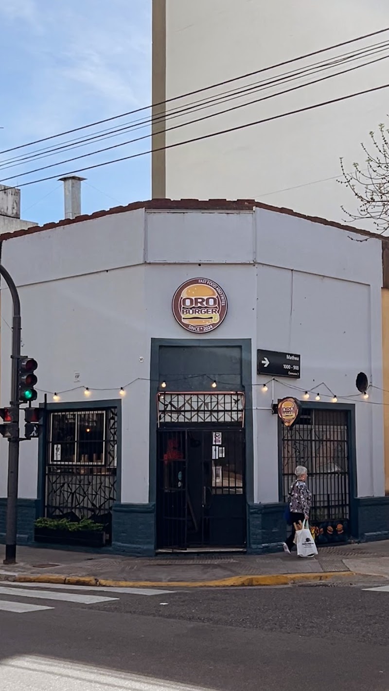 Oro Burger