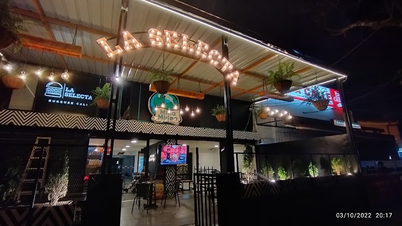 La Selecta Burguer Cali