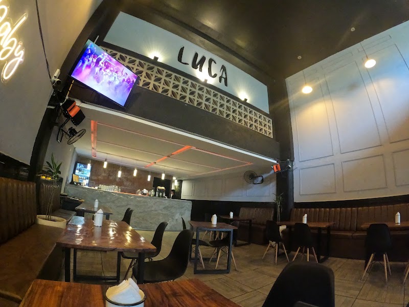 Luca Royal burger