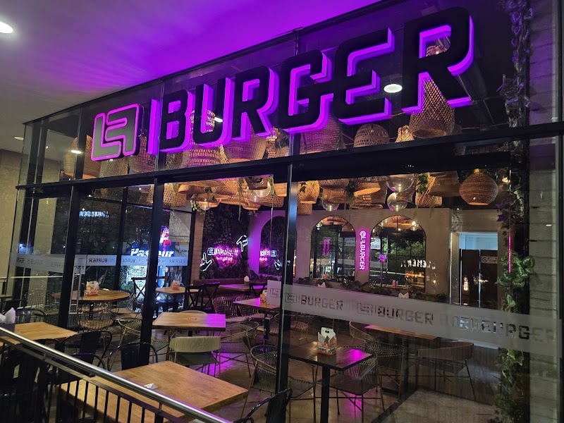 LF Burger - Sede Manila