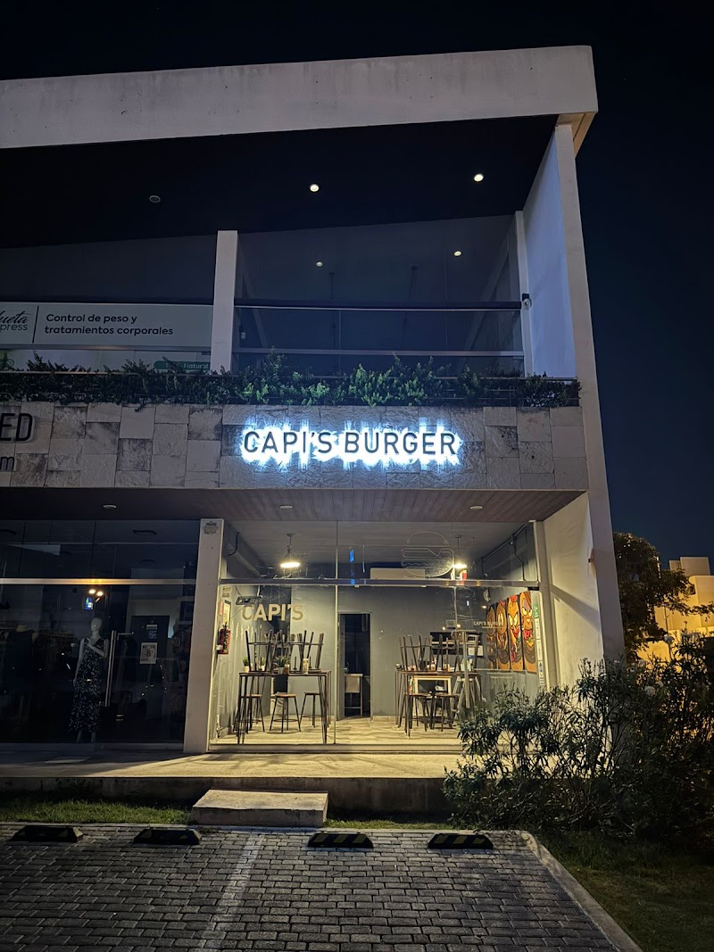 Capis Burger Xcumpich