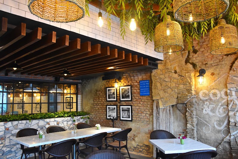 Bistro 702 - La Paz