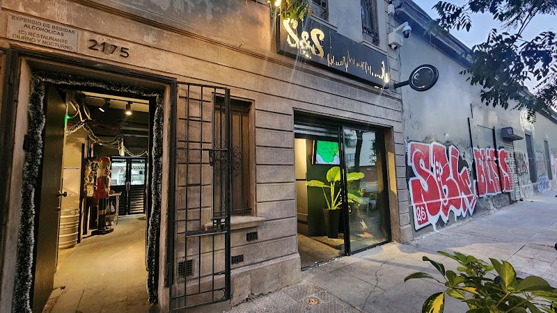 S&S Bar