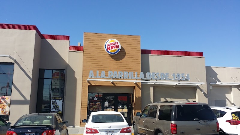 Beverly Burgers Suc. Santa fe PLAZA LA PAJARITA