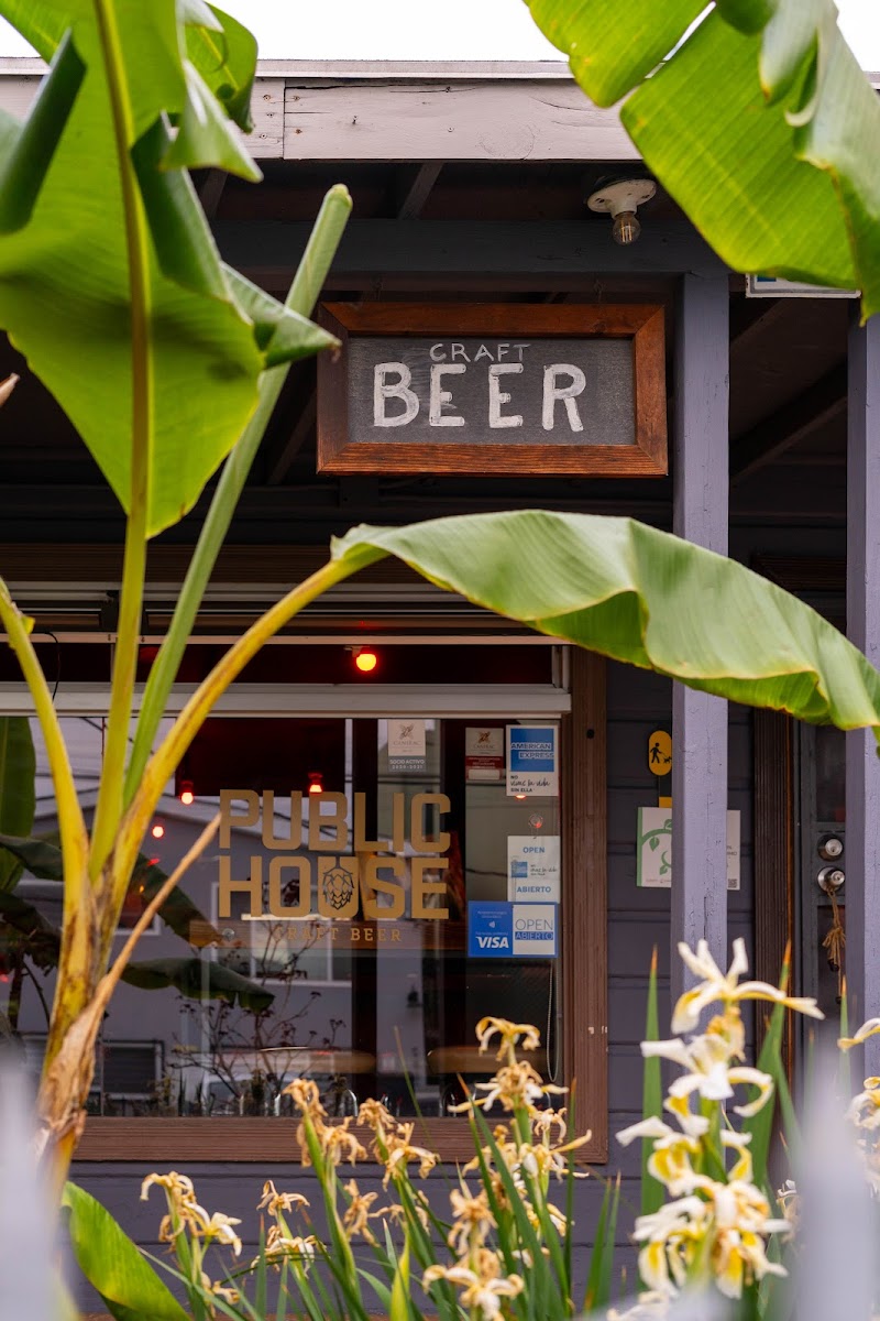 Public House