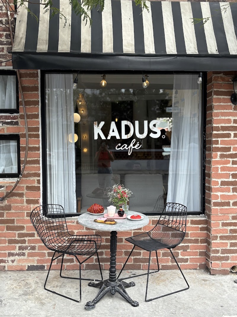 Kadus Bistro