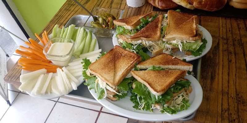 Deli Lunch