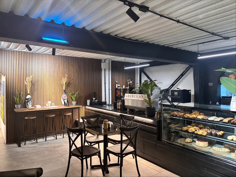 Casa Salvo Café