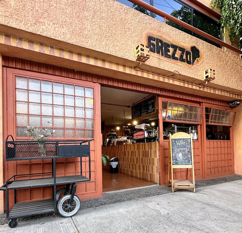 Grezzo Gelatería & Cafetería