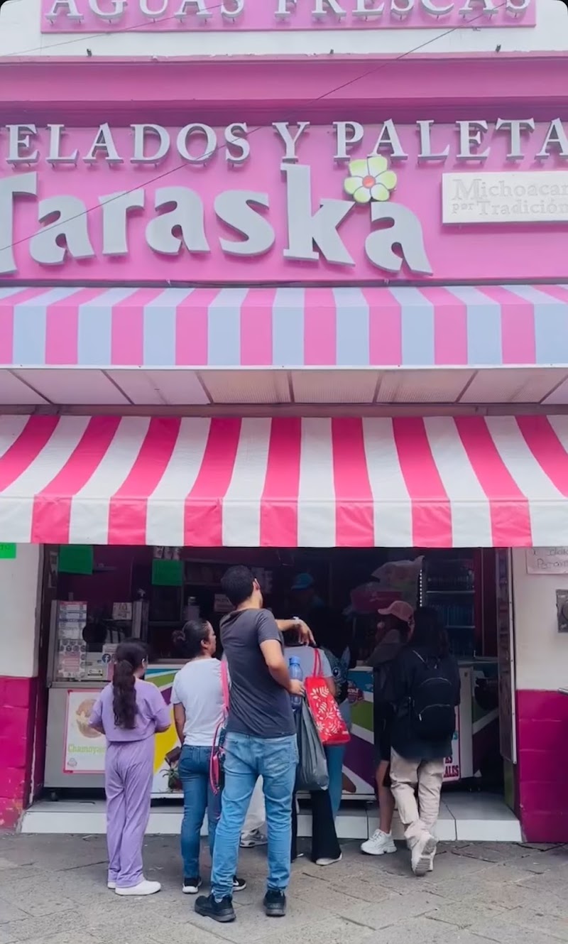 Ice cream and popsicles Taraska