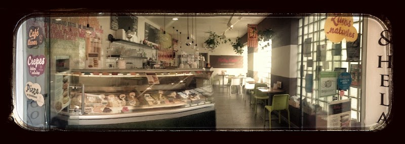 Holy Cow Crepes, Café y Gelato