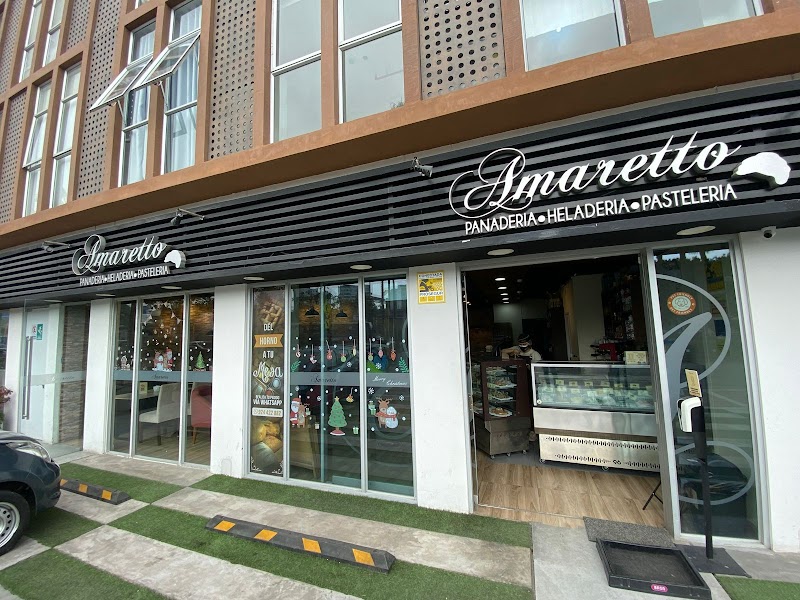 Amaretto Panadería Heladería Pastelería