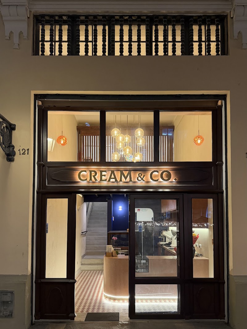 Cream & Co.