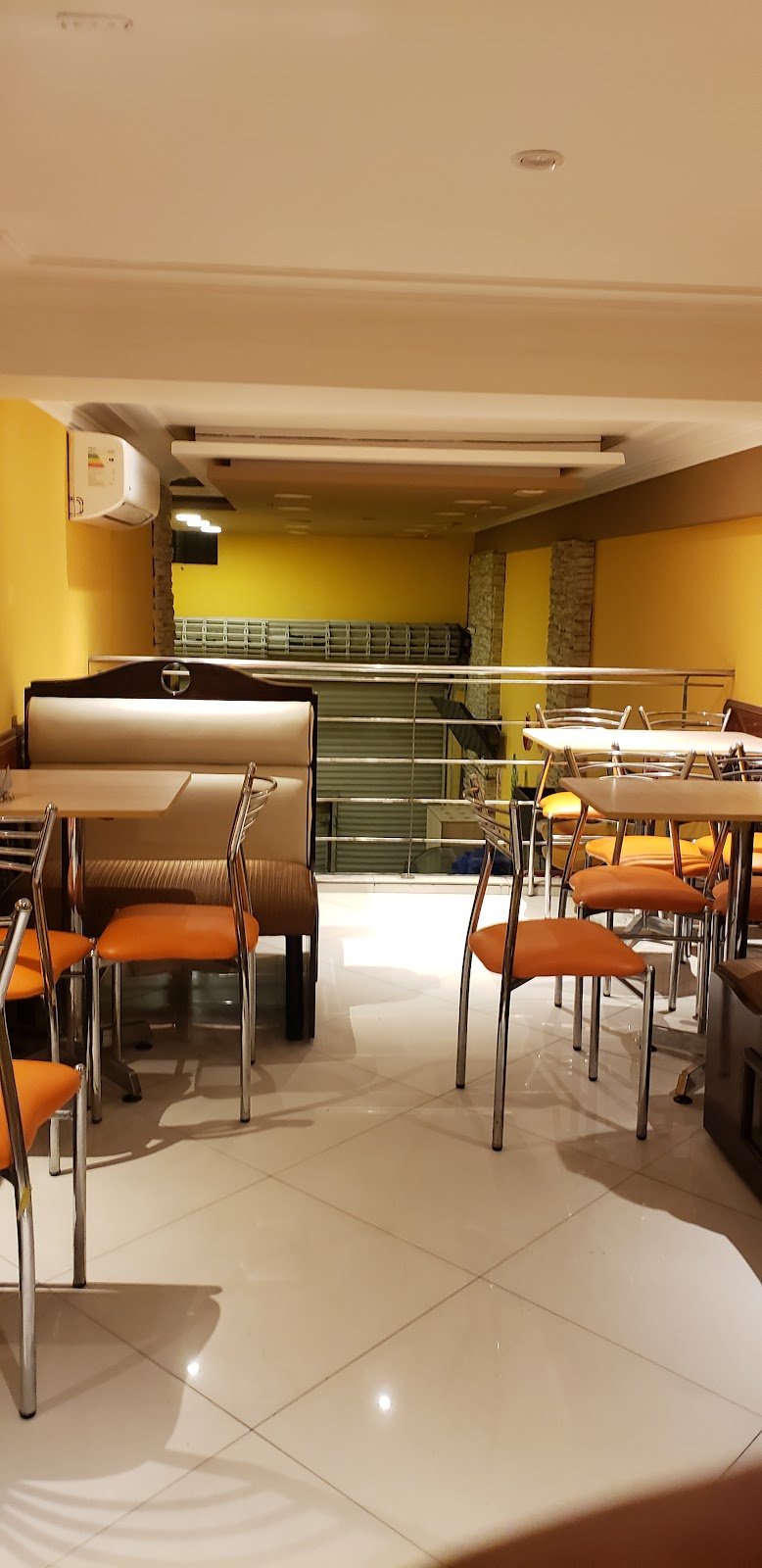 HELADERIA TOMMY'S