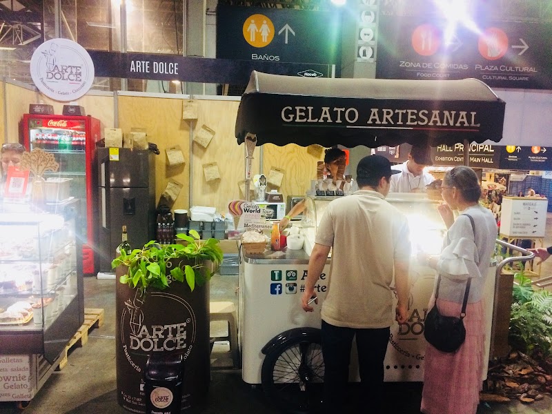 ARTE DOLCE , GELATERIA REPOSTERIA CAFE