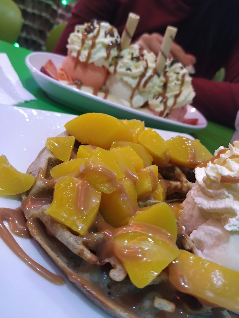 Tutos Heladeria