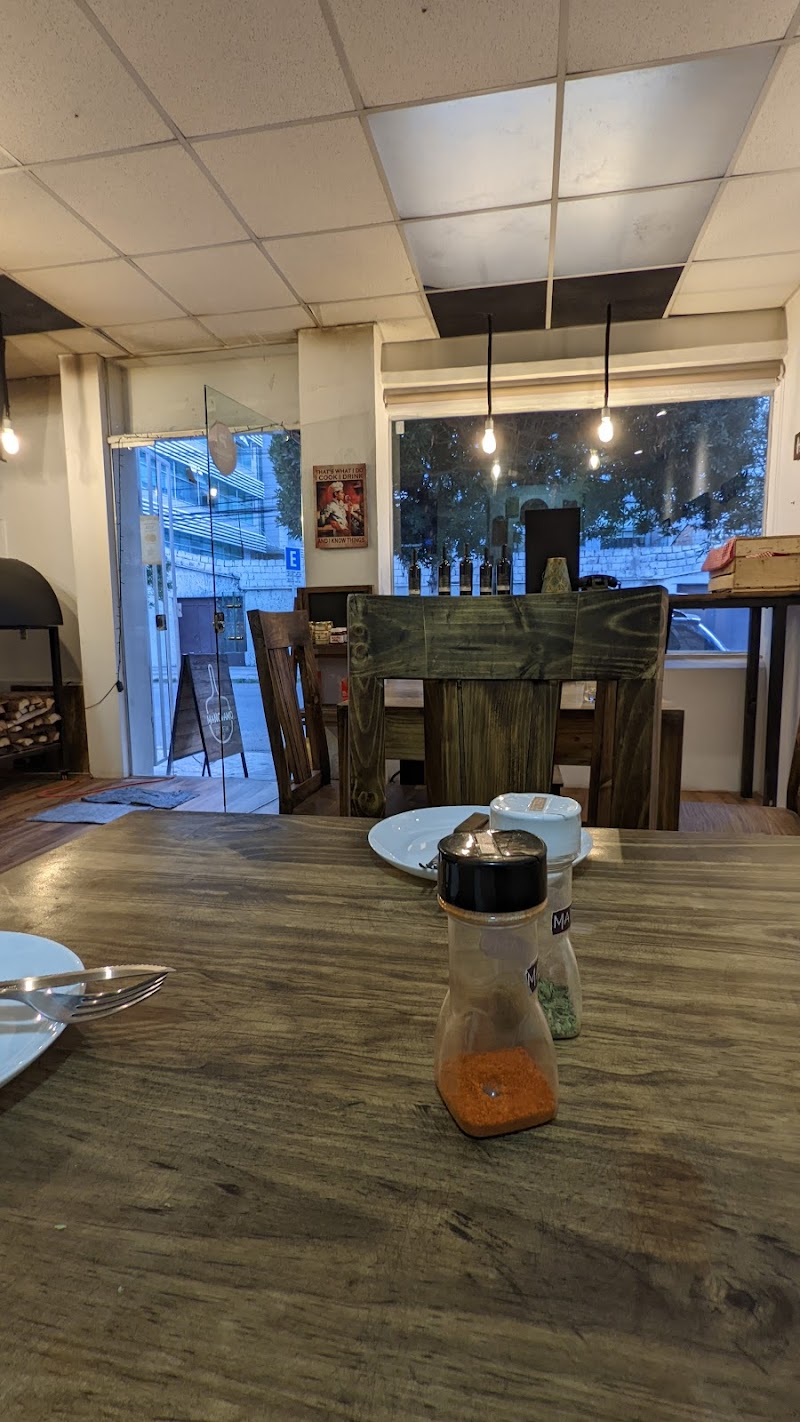 Mangiamo Pizzera
