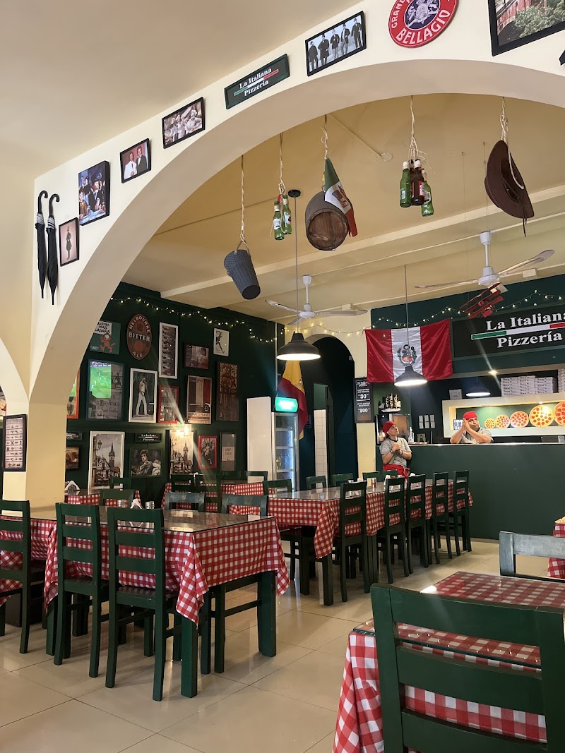 La Italiana Pizzería