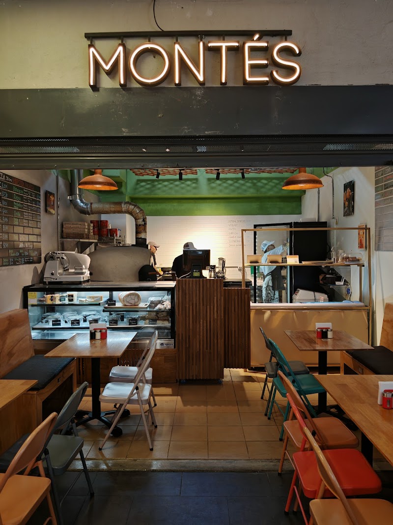 Montés Porchetteria Palmagrande Mall