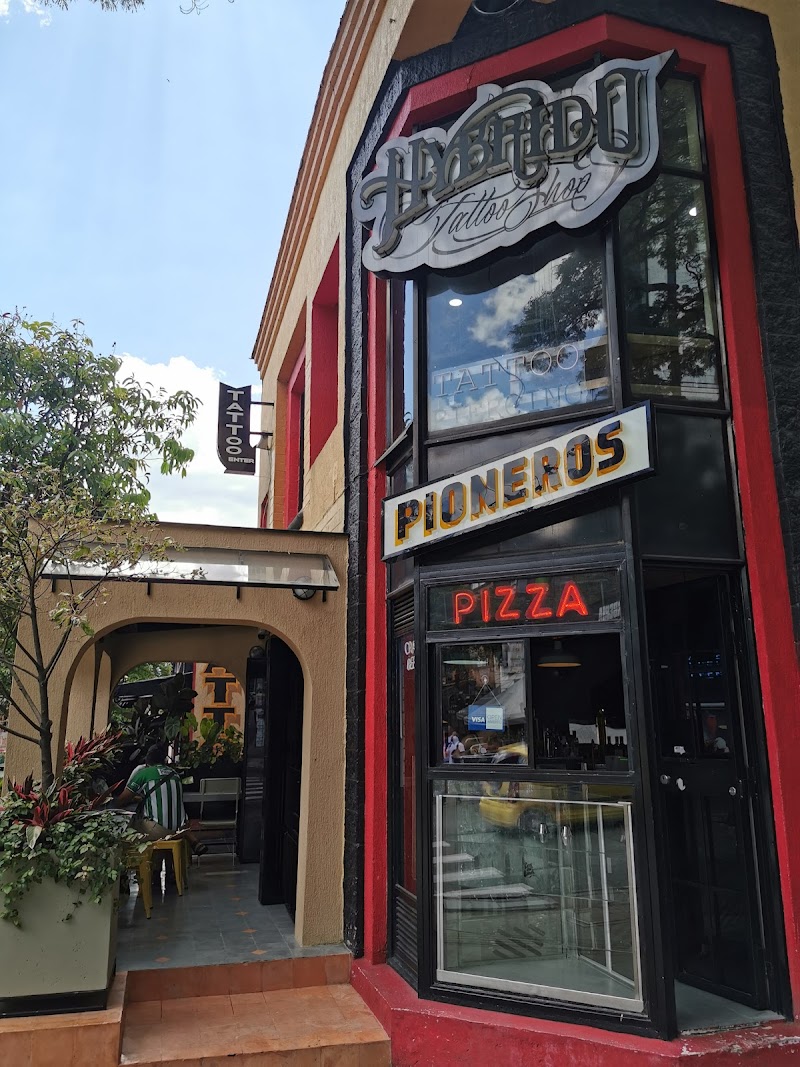 Pioneros Pizza