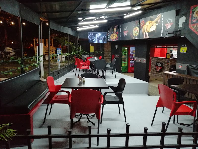 Tremendas Pizzas - Las Brisas