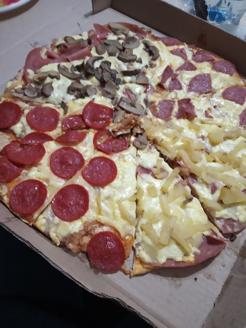 PIZZERIA Maggi's
