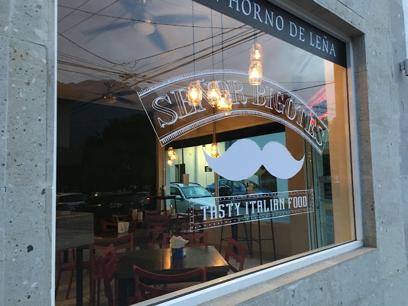 Señor Bigotes Cocina Rustica Italiana