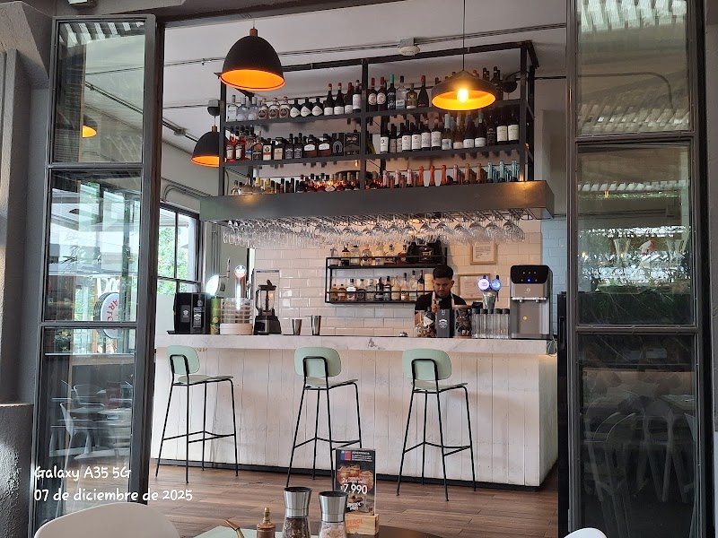 Zero Zero Pizzería - Restaurante