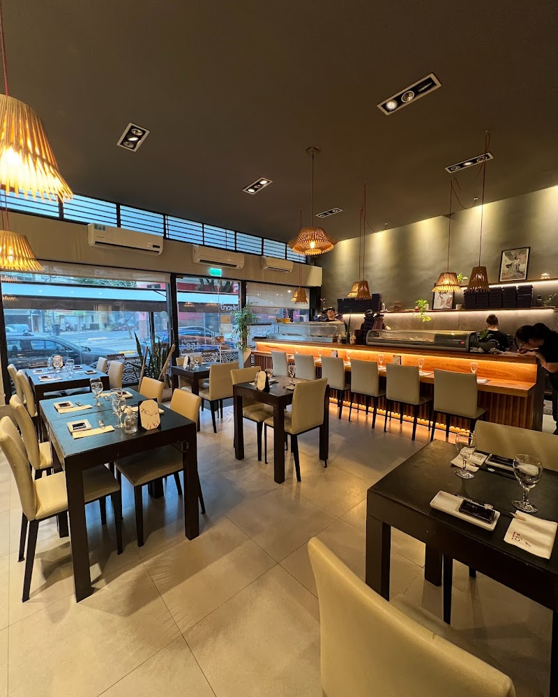 Hikaru Resto Sushi