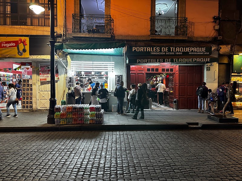 Taquería Los Auténticos