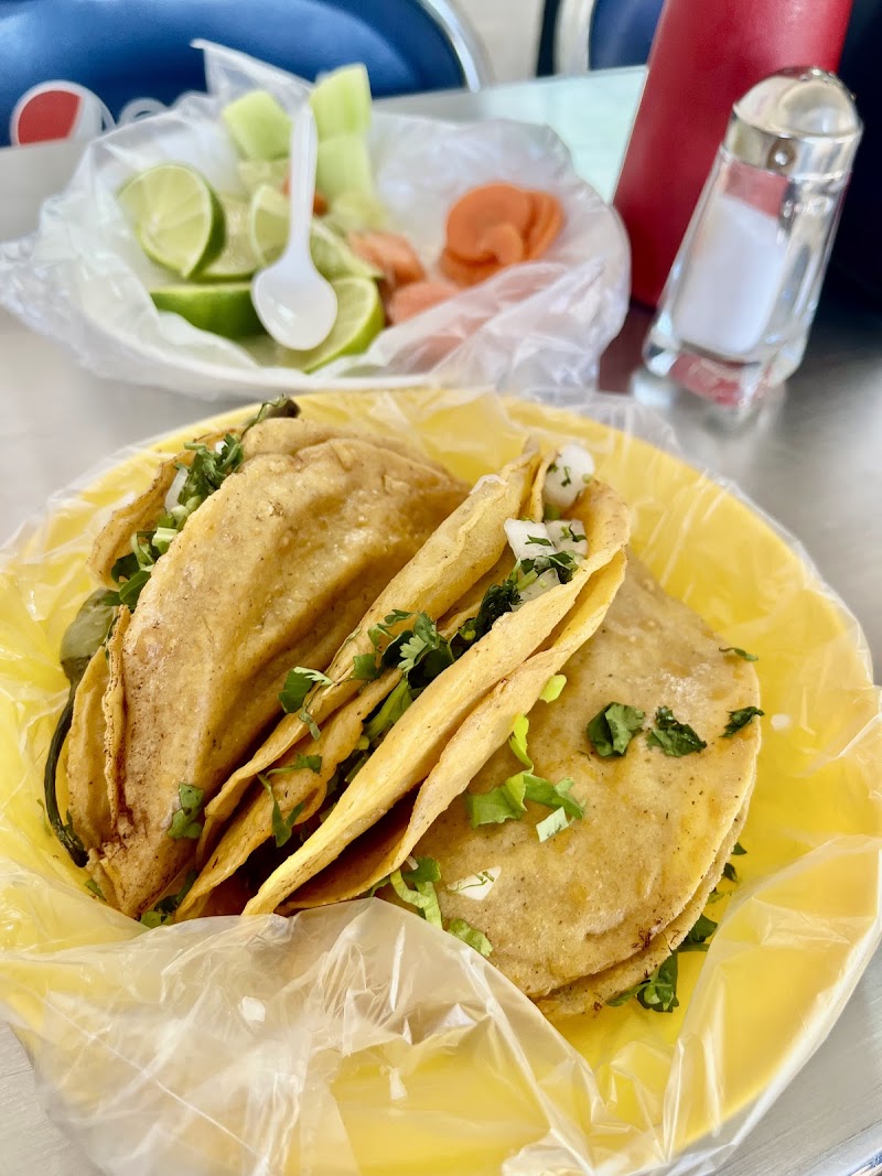 Tacos El Güero de tránsito