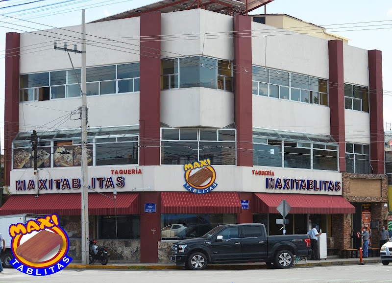 Taquería Maxitablitas "En Tablita Sabe Mejor"